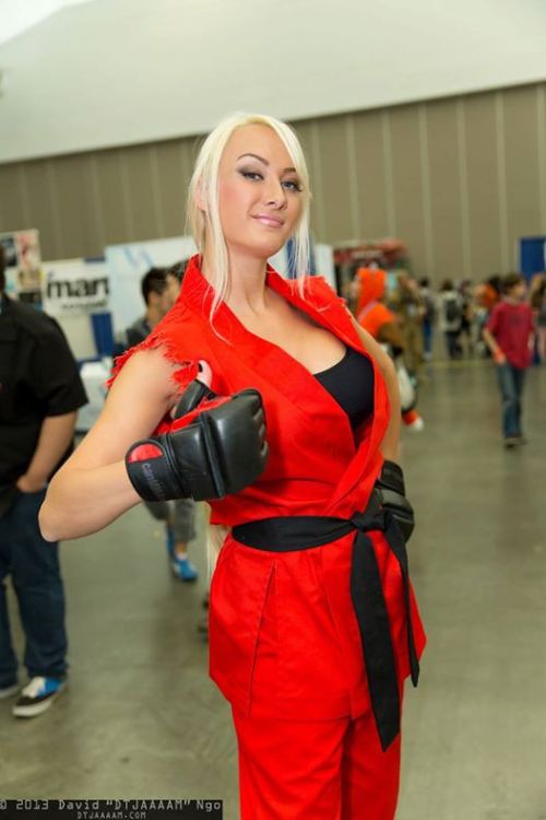 comicbookwomen:  source