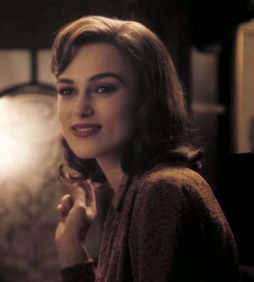 windflowerfairy:most-beautiful-girls-caps