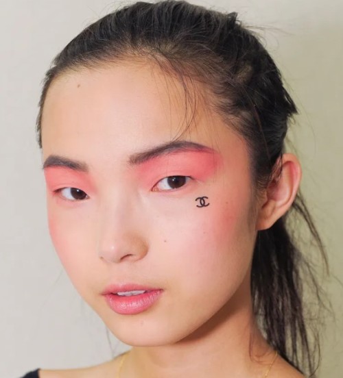 xiao wen ju backstage beauty details at chanel resort 2013