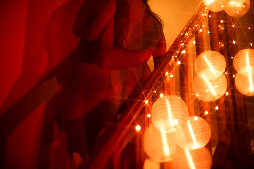 Adie. Red night, double exposure n°44 © Chilltumblr · portfolio · facebook