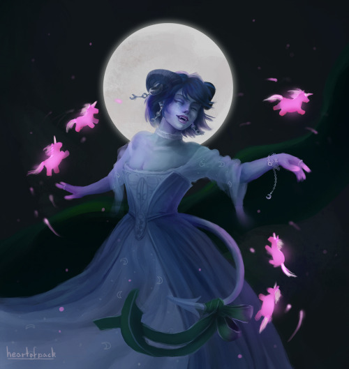 Jester dancing in her high priestess outfit