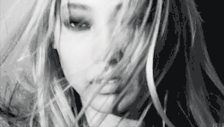  Park Soo Joo for Vogue Korea, August 2013  That striking blonde hair, that sharp jaw line and that dreamy, dangerous stare- Soo Joo as the awfully seductive ‘heroin’ bad girl that everyone envies.  