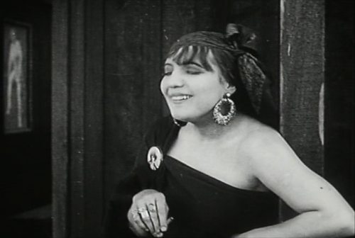 celibatemachine: Louise Glaum in Hell’s Hinges (1916, Charles Swickward, William S. Hart)