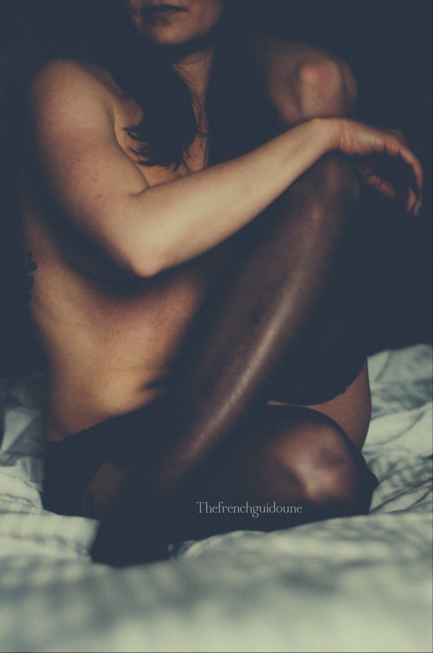 thefrenchguidoune:  I totaly need more friends like her do be able to do more boudoir
