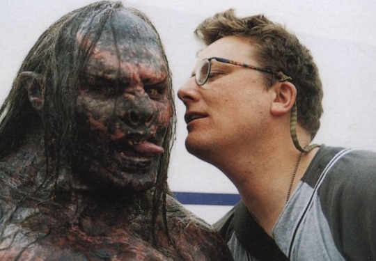 vampireapologist-archive-deacti:foxbap:vampireapologist-archive-deacti:vampireapologist-archive-deacti:Ppl r always like “wah wah we HAVE to use mediocre CGI bc makeup and practicla effects is ice consuming and unrealistic for closeups”& Jurassic
