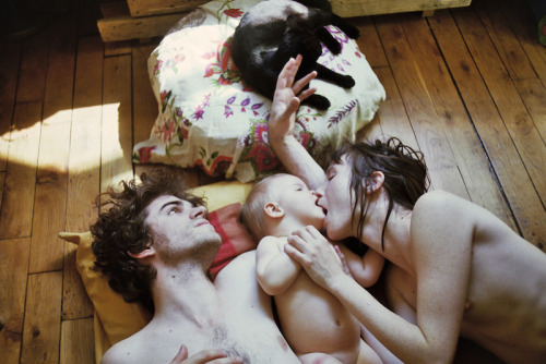 wetheurban:   PHOTOGRAPHY: Lovers by Maud porn pictures