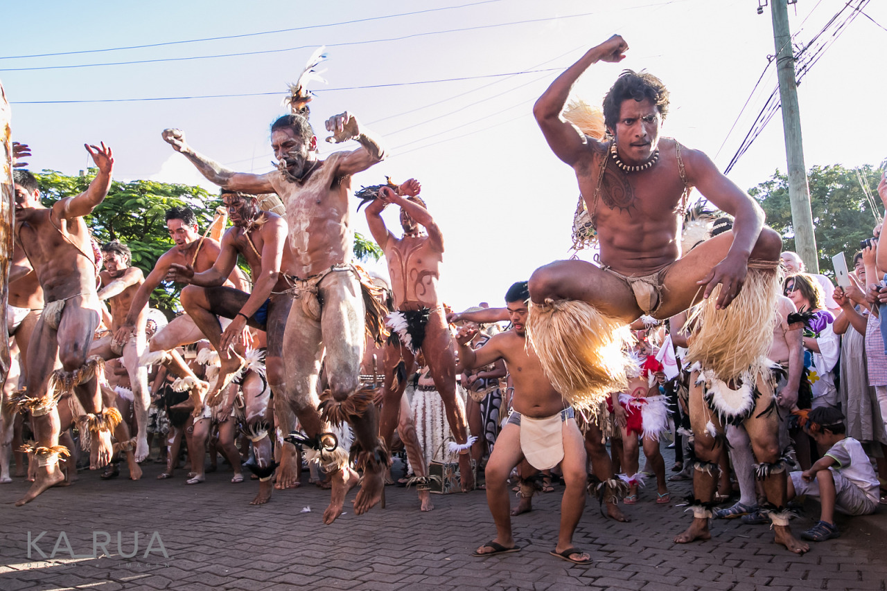   Rapa Nui, by  Karua Chile.  