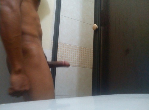 peruchosexyhot:  Lo quiero aqui ahora