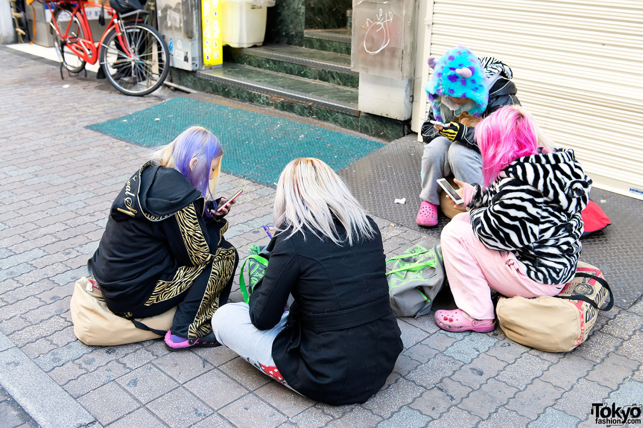 Gyaru putting their 2014 New Year’s fukubukuro (lucky bags) to good use on Shibuya Center Street in Tokyo.