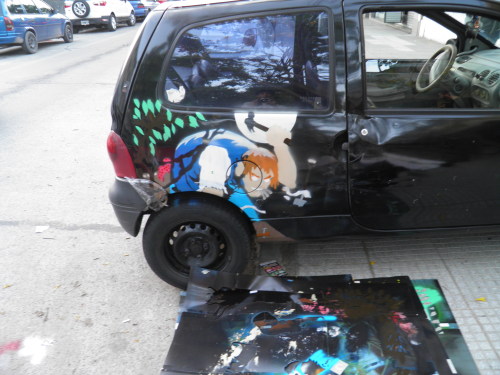 pintando el auto a un amigo2020