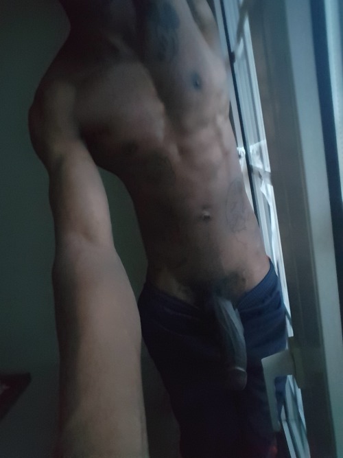 freakbedroombully:  Superbowl Sunday ☀🏈