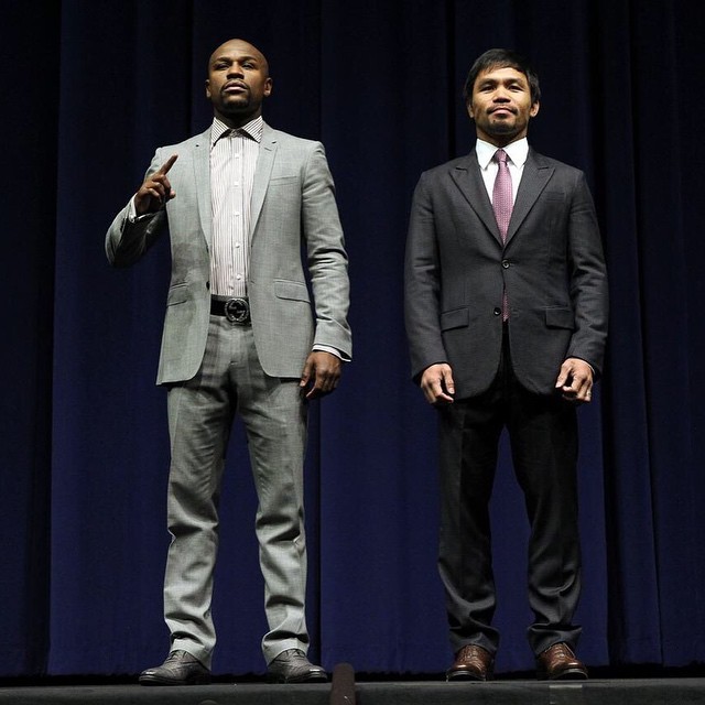boxinghype:  @trboxing: It’s happening. It’s really happening!  Watch NOW on