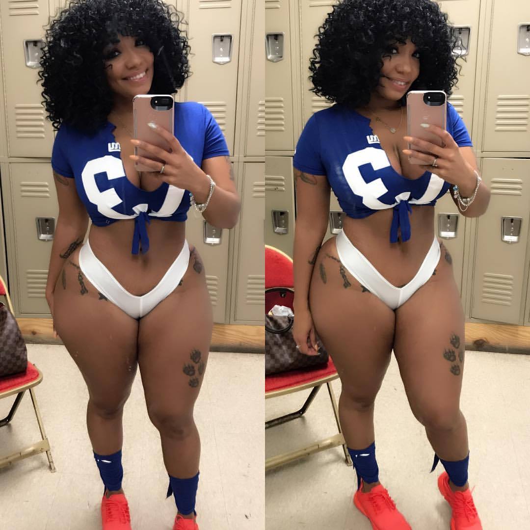 Big Booty And Tits 💦