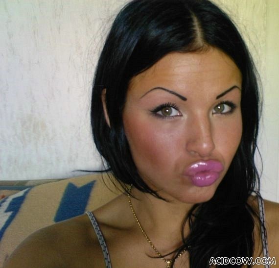 sweetsurrenderdoll:  I’m sure i’m getting better results from my candy lip pump