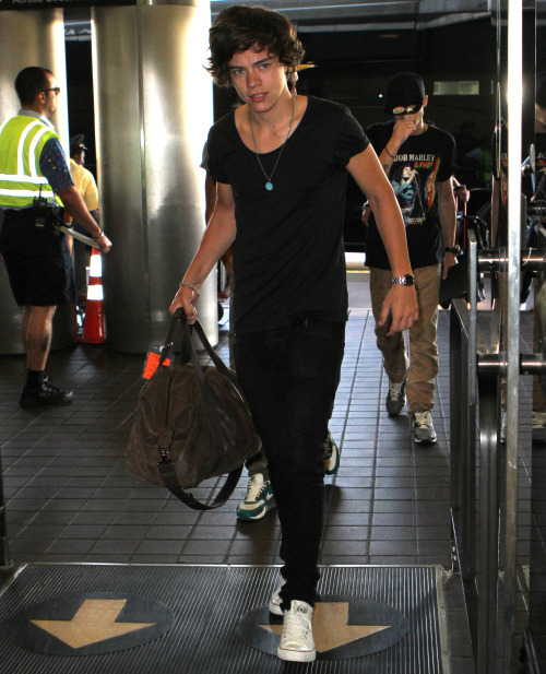 harry styles paparazzi pics harry styles paparazzi pics