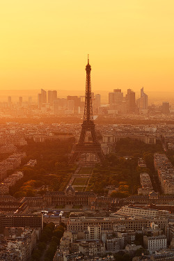 italian-luxury:Parigi