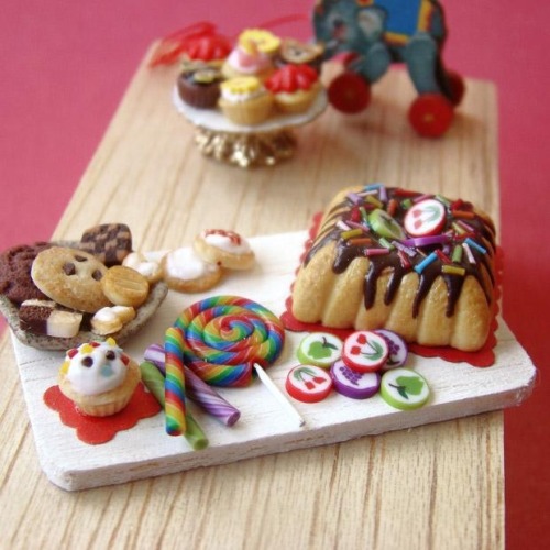magical-mayhems:  Tiny food appreciatiooooon~ 