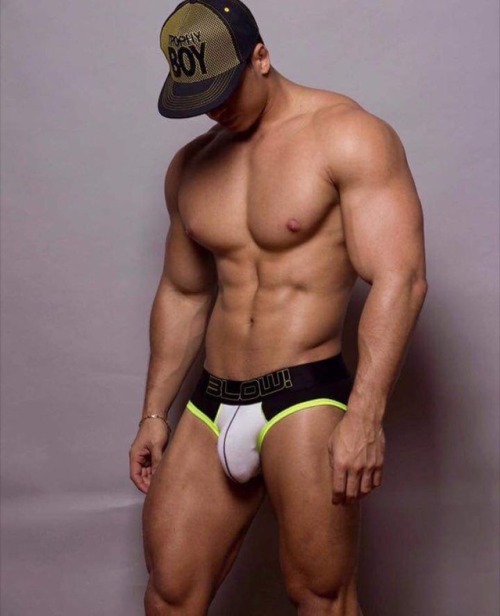 onlyfansgaysblog:Franger Huz (part 1) 🍆🍆🍆🍆