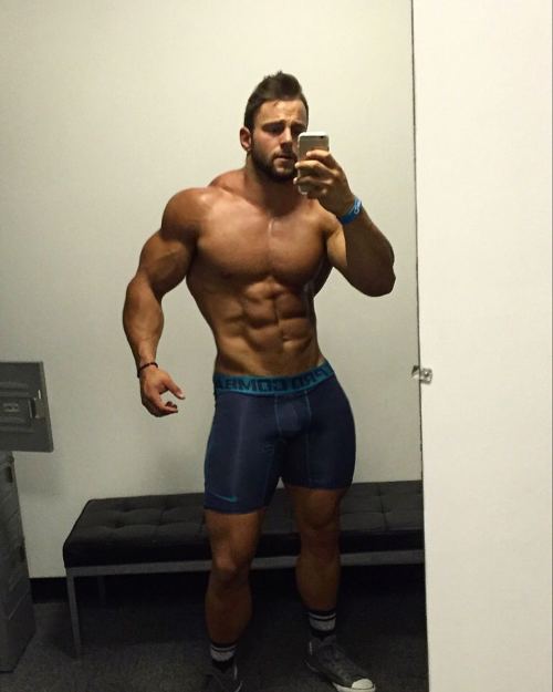 menmotivation:  by @ejanickifitness on Instagram http://ift.tt/1sDZ33t 