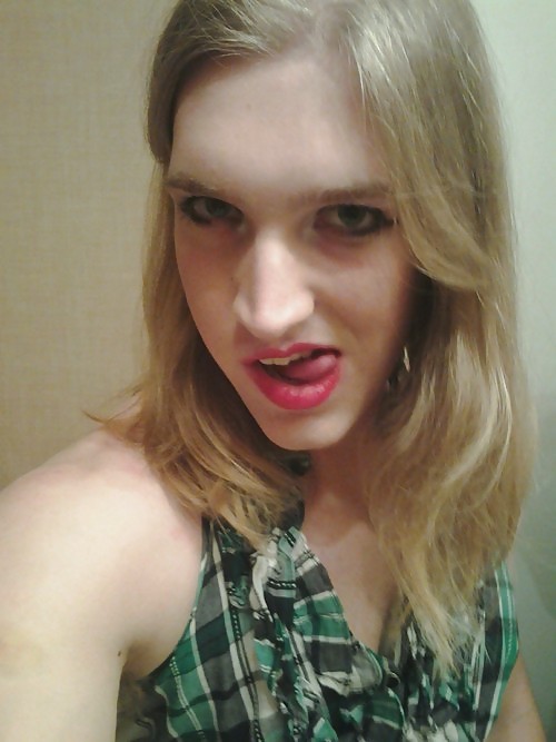 timmiecd:  Daddys Gurls, who’s your favorite daddy?