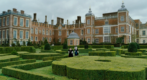 thelittlefreakazoidthatcould: The Favourite (2018) // dir. Yorgos Lanthimos