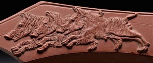 leitharstjarna:  archaicwonder:  Roman Pottery Vessel Fragment with Running Boars, 2nd Century AD A 