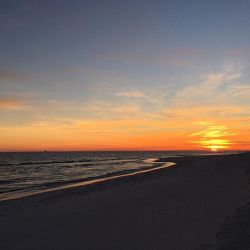 adore-beach-sunsets:  Photograph by pensacolabch