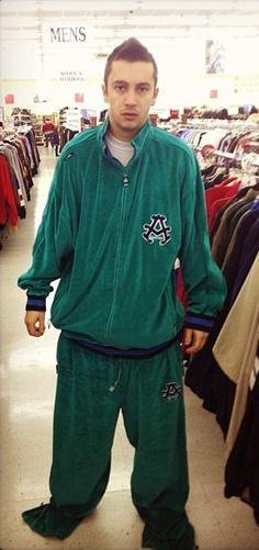 Tyler Joseph has such an amazing fashion taste like???
