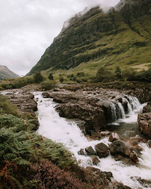 leireunzueta: Glencoe, one of my favorite places around Scotland. I love coming back. (en Glencoe Va