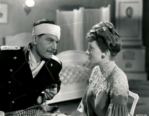 Anton Walbrook and Deborah Kerr in a publicity still from The Life and Death of Colonel Blimp.