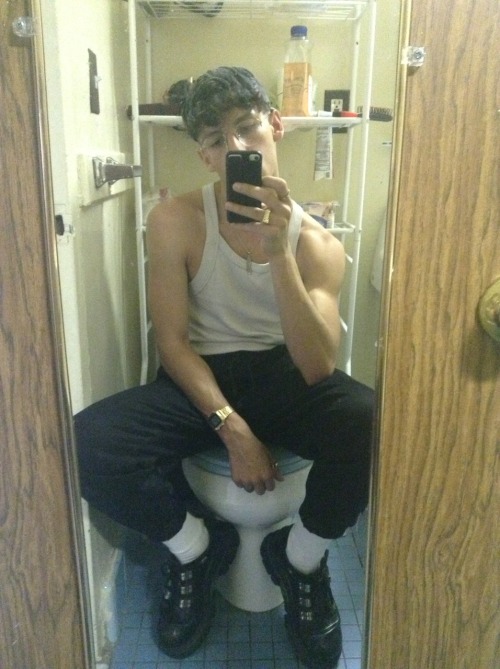 w1tchboy:  tough sunday look, New York, NY 