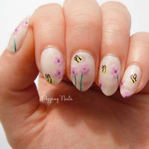 Another look at my nails inspired by @vanityprojectsmia @krocaine #springtime #springflowers #bees #