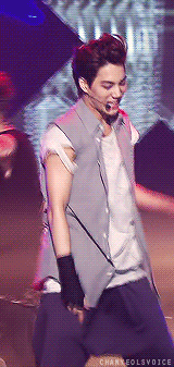 blondejongin:  that hair… 