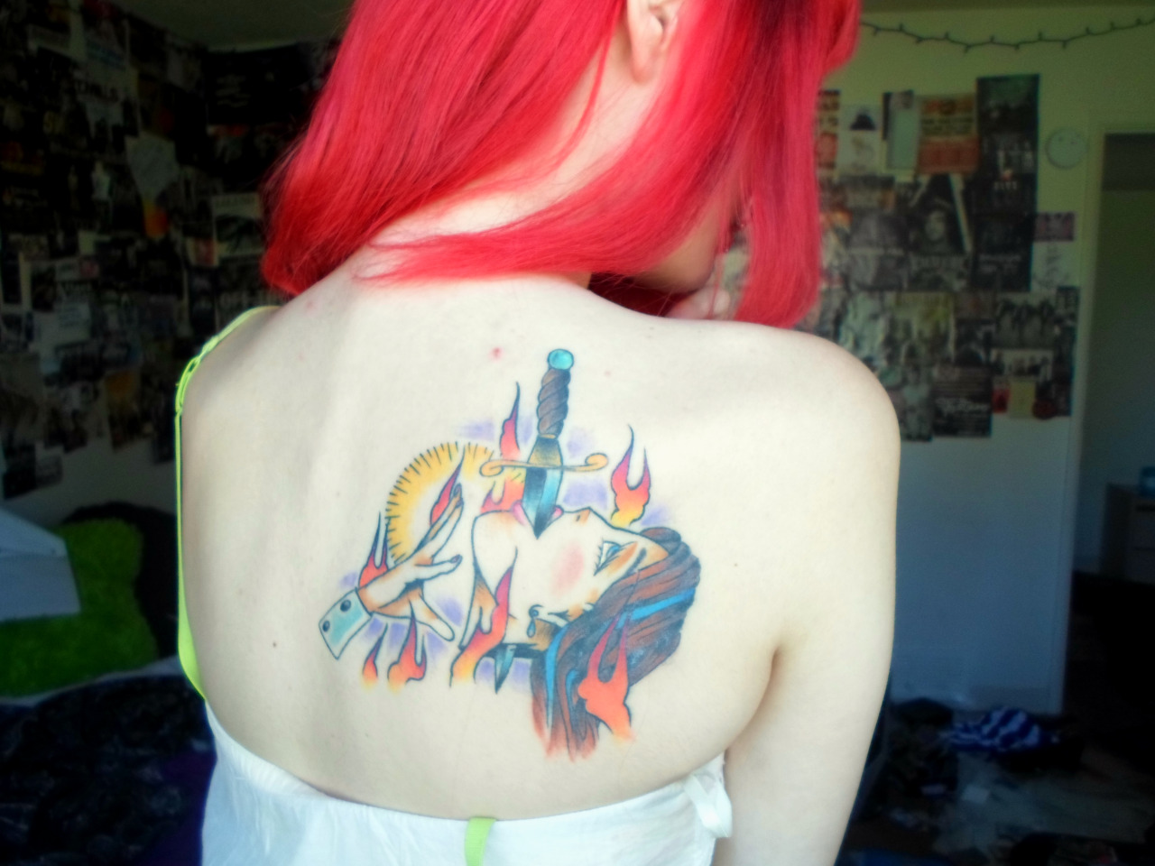 ohaikittychan: My newest tattoo is all healed and happy. c:  I love it sooooooooooooooooooooooooooooooooooooooooooo