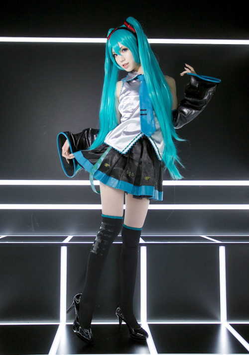 Porn Pics Vocaloid - Miku Hatsune (Ivy) 1