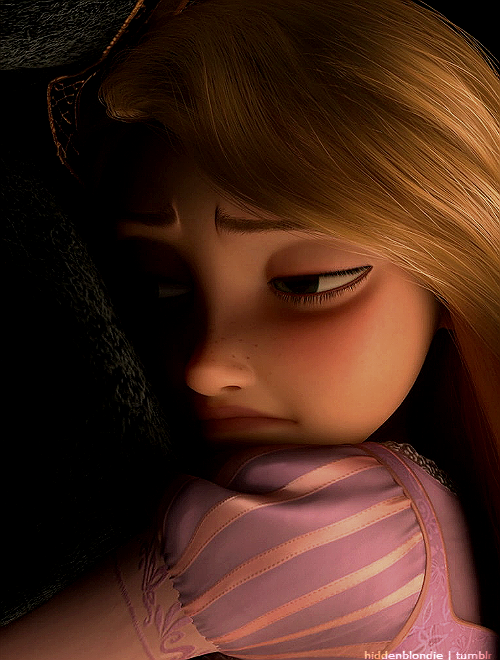 runningracingdancingchasing:markmyterritory:xxladybugdisney:YOU CAN LITERALLY SEE EVERY STITCH ON HE