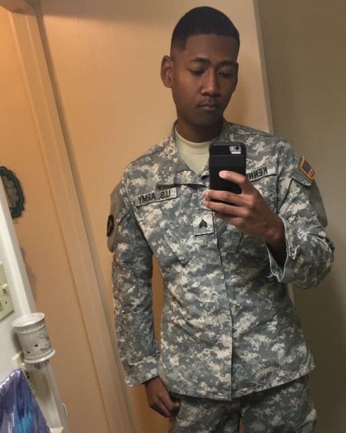 Soldiers make me feel old for having this uniform&hellip; “Sergeant, you know those unifor