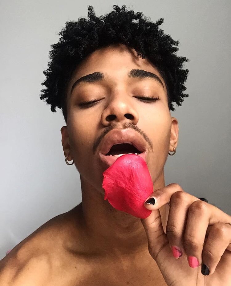 thetrippytrip:    “Feminine black men”  The model: Isaiah B.Photographer: Gina