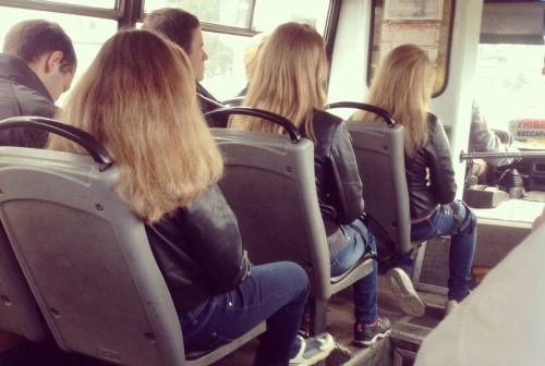 givemeinternet:I think there is a glitch in the matrix