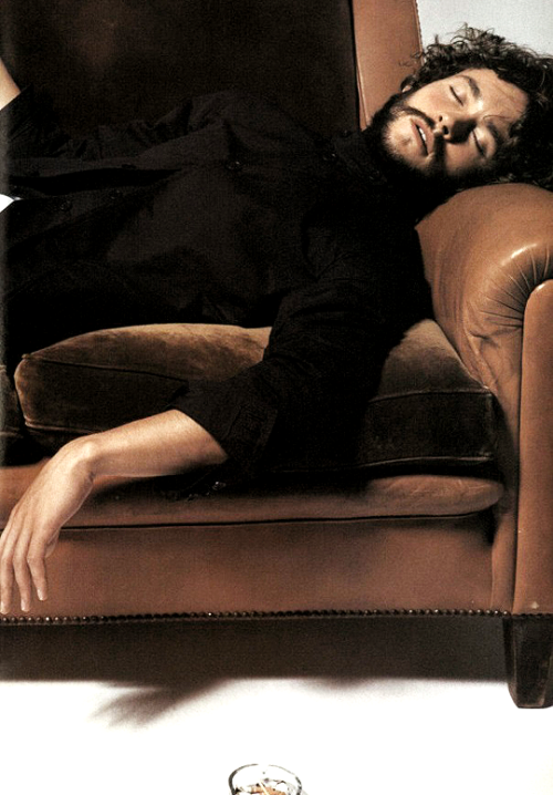 ter0rr: amatesura: Hugh Dancy by Michel Comte for L’Uomo Vogue February 2004 (x) inappropriate 