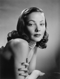 lilipopeline: Gene Tierney, 1945.Photo :