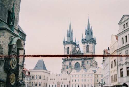 vacilandoelmundo: Prague, Czech Republic (by Irem Cakir)