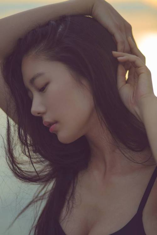 fkyeahclaralee: Clara Lee