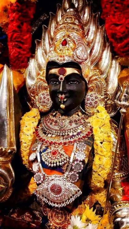 Mariamman deity