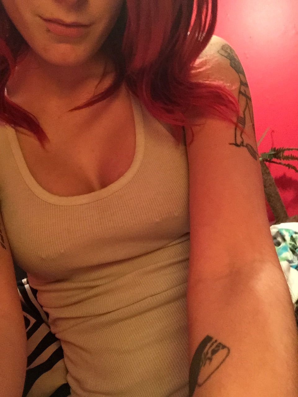 blunttcuntt:  yellowcar10:  bluntcuntt:  Nipple piercing spam  So so SEXY  Thanks