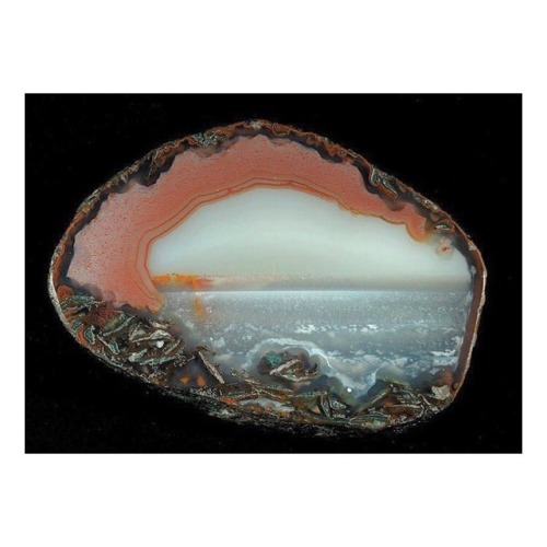 Agate is a ☘️ Nichloris favourite This image is from the lovely @another___kind who very poetically 