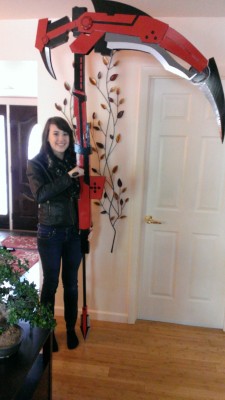 viktormayrin:  tenkenryu:  tarani-sarihi:  tenkenryu:  steampunkitty:  My scythe for my Ruby Rose cosplay is finally done! So excited to see it finished after four months :D just need to finish the cape and my costume will be done as well. ACen here I