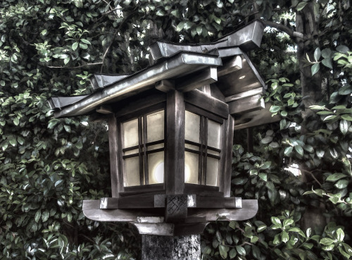 Lantern at Suwa Shrine.  Kashiwa, Chiba, Japan.  Photography by Matthias Harbers of F