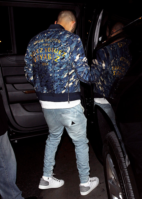 Zayn leaving Kylie Jenner’s birthday party!