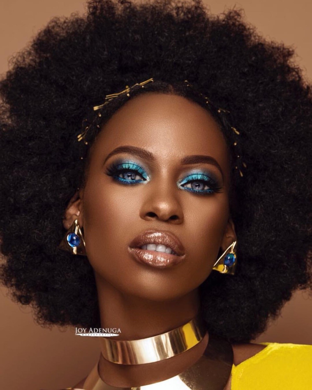 afrodesiacworldwide:  Natural blue 